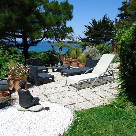 Beautiful 4 Family Villa Overlooking The Beach Locquirec Exterior photo