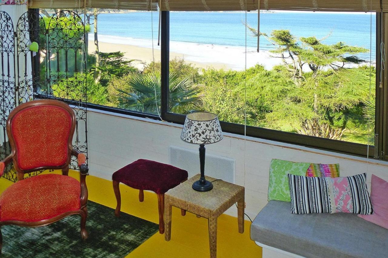 Beautiful 4 Family Villa Overlooking The Beach Locquirec Exterior photo