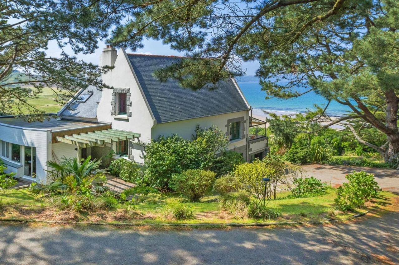 Beautiful 4 Family Villa Overlooking The Beach Locquirec Exterior photo