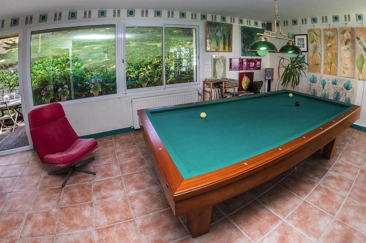 Beautiful 4 Family Villa Overlooking The Beach Locquirec Exterior photo