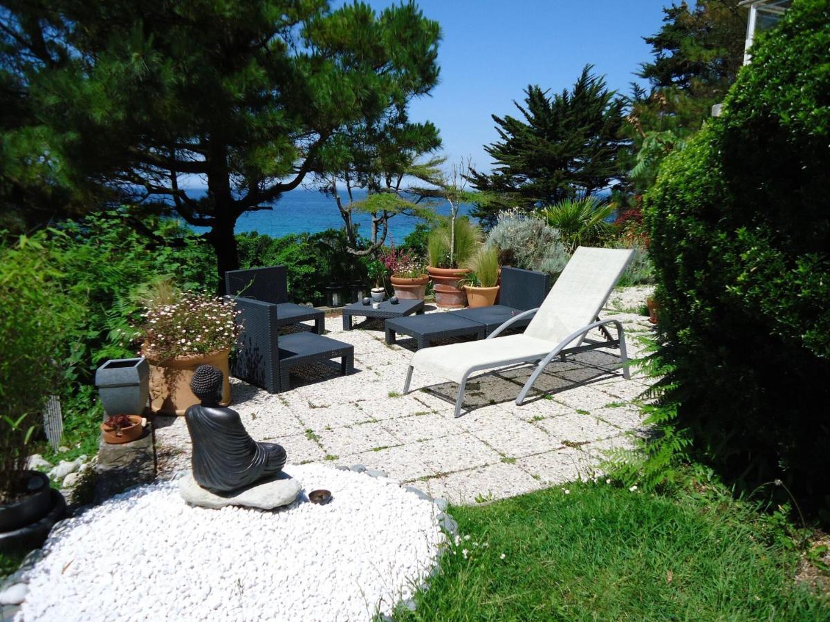 Beautiful 4 Family Villa Overlooking The Beach Locquirec Exterior photo